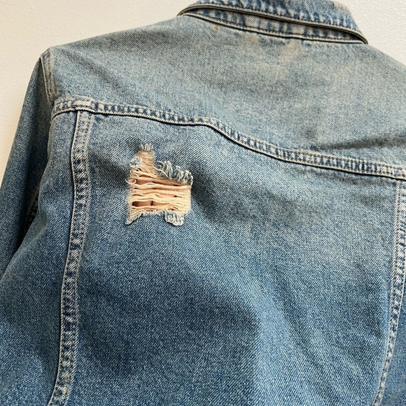 Zara Distressed Denim Jacket - Picture 6 of 6